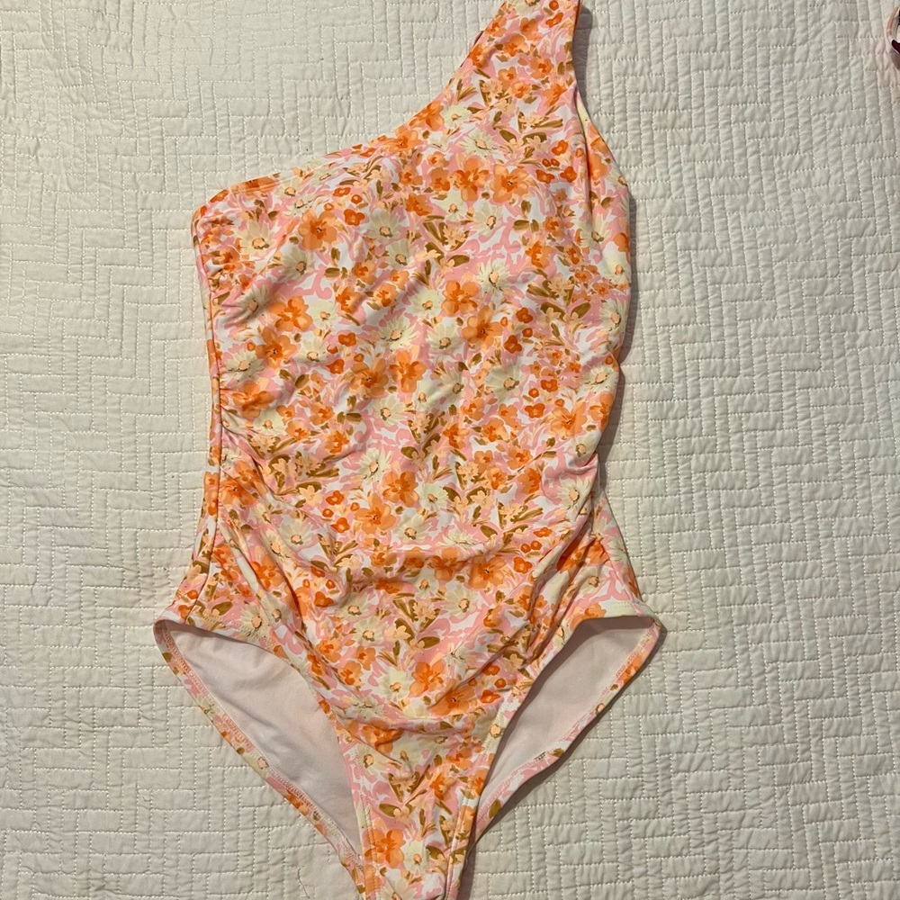 Kona Sol Floral One-Shoulder Women’s Full Coverage One Piece Swimsuit Size M